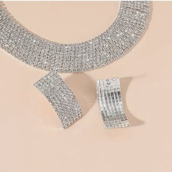 3pc Rhinestone Necklace & Earrring Set Silver Plated Inlaid Jewelry for Women - Picture 3 of 6